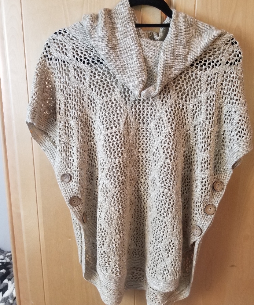 EUC-Christopher&Banks L/XL Lightweight Sweater